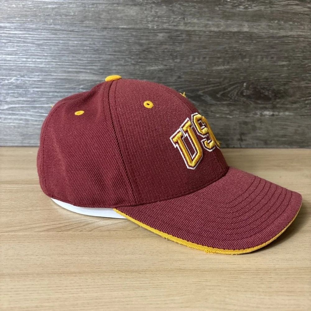 USC Trojans Hat Cap‎ Fitted Mens 7 1/8 Maroon Yellow NCAA College Football